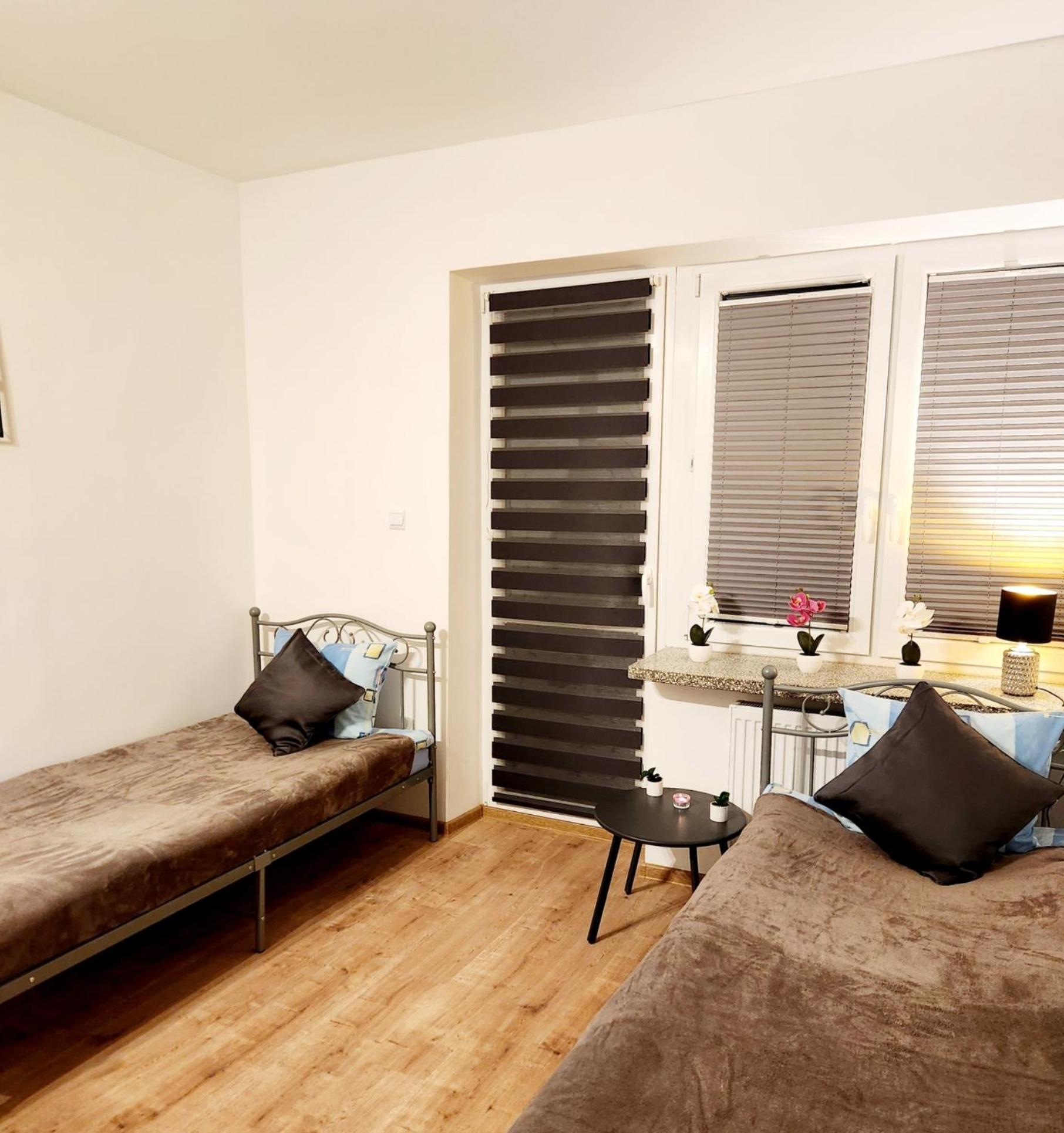 Pod Czapla Hostel Warsaw Ngoại thất bức ảnh