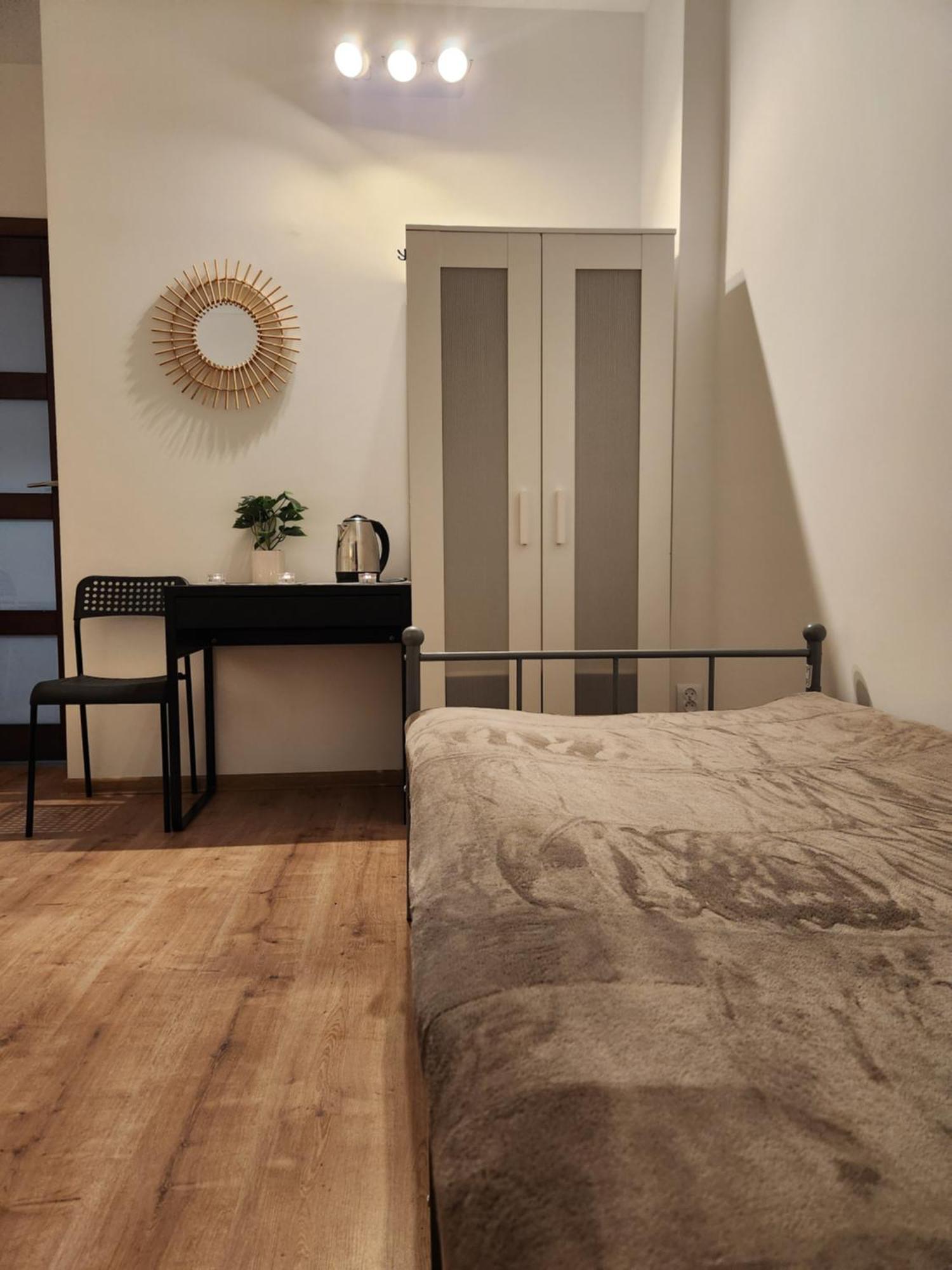 Pod Czapla Hostel Warsaw Ngoại thất bức ảnh