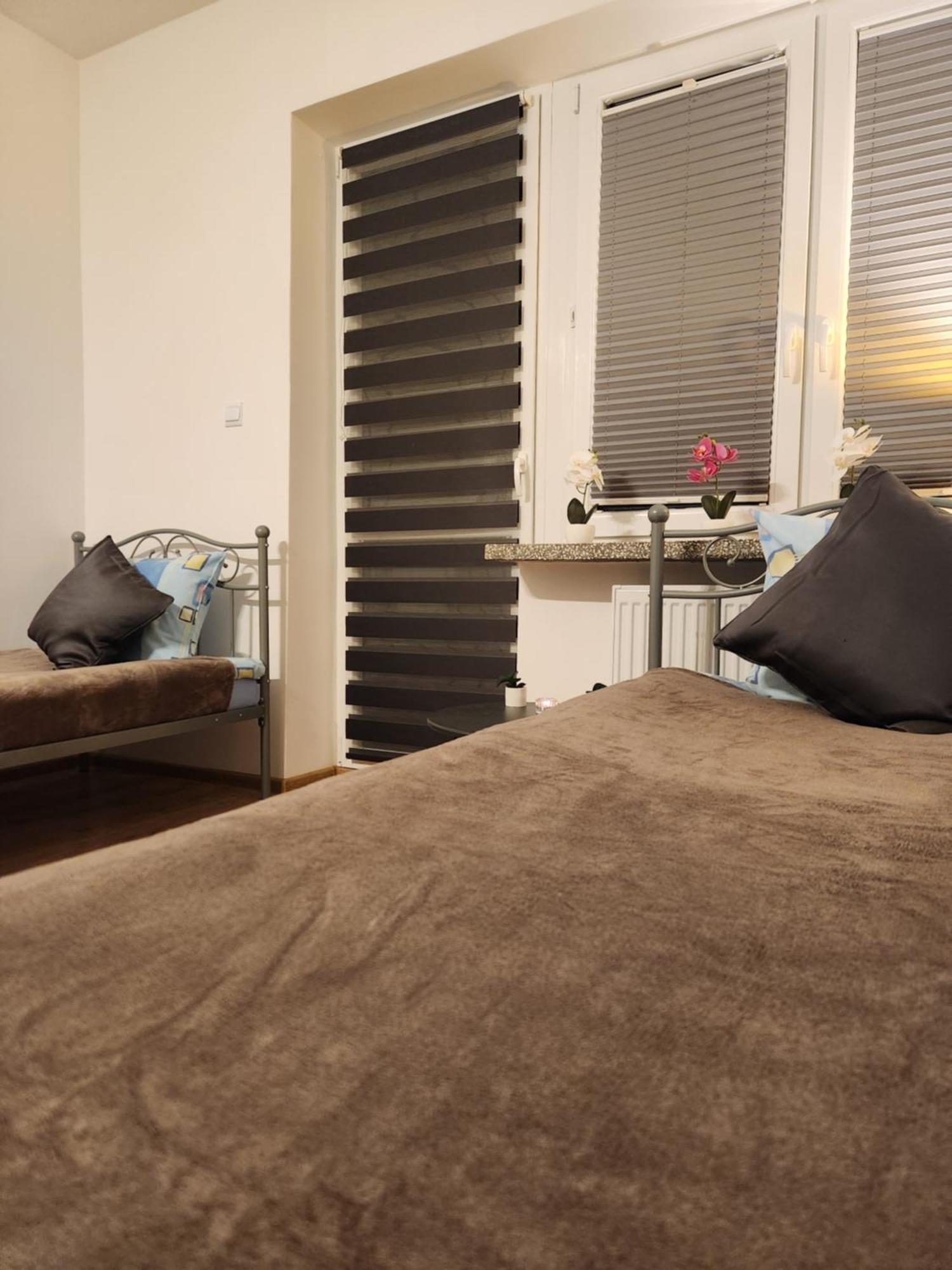 Pod Czapla Hostel Warsaw Ngoại thất bức ảnh