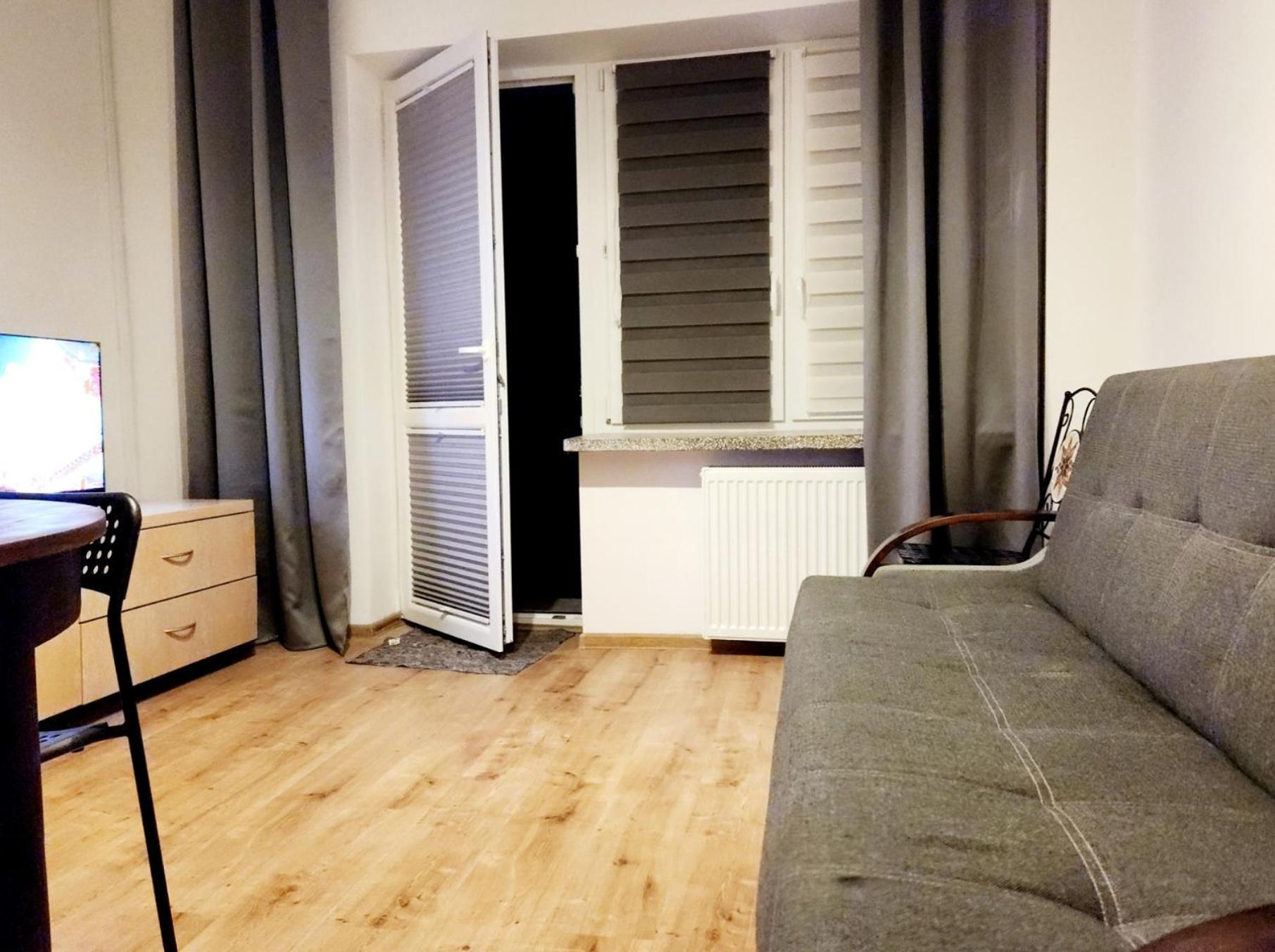 Pod Czapla Hostel Warsaw Ngoại thất bức ảnh