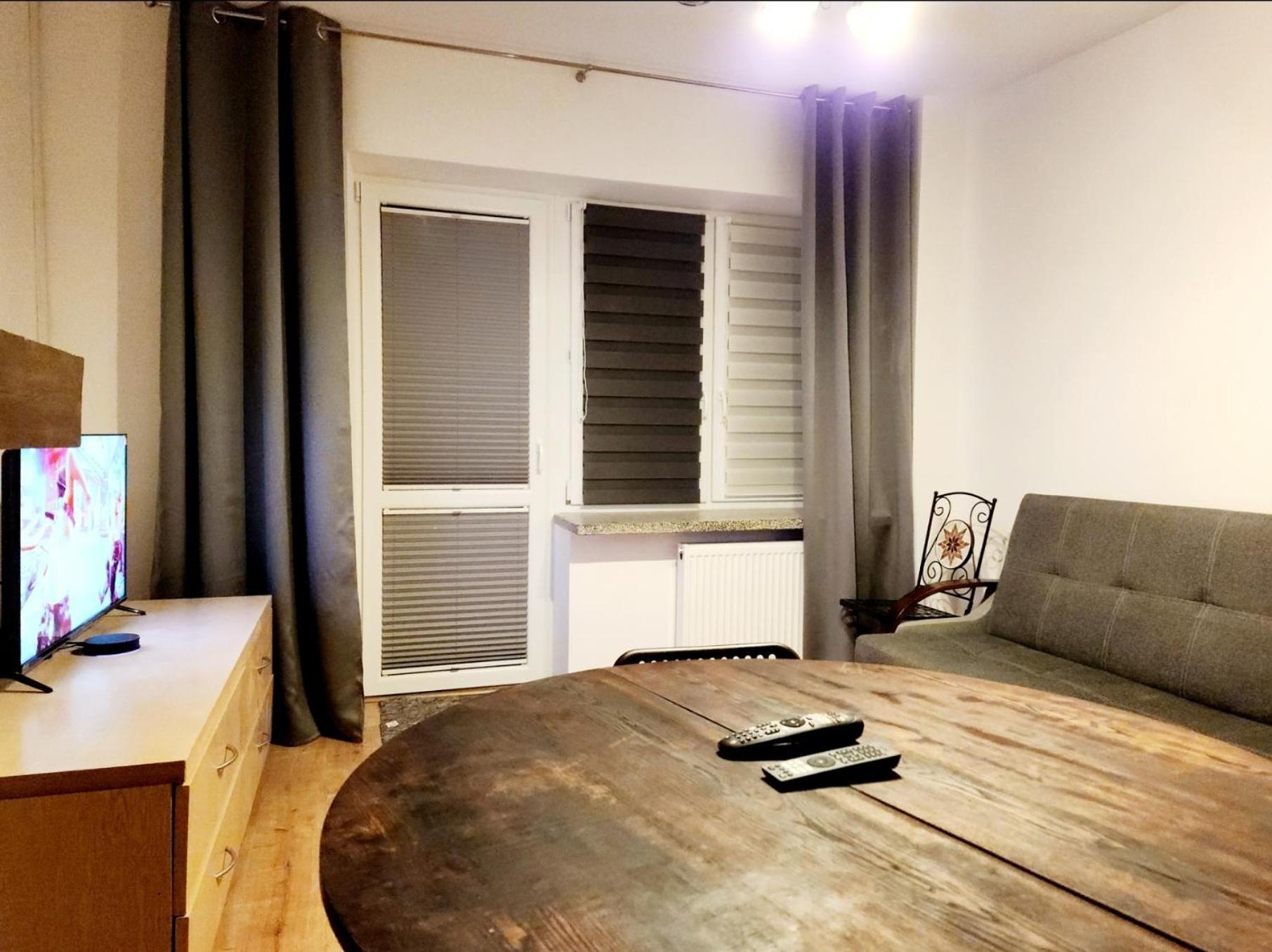 Pod Czapla Hostel Warsaw Ngoại thất bức ảnh
