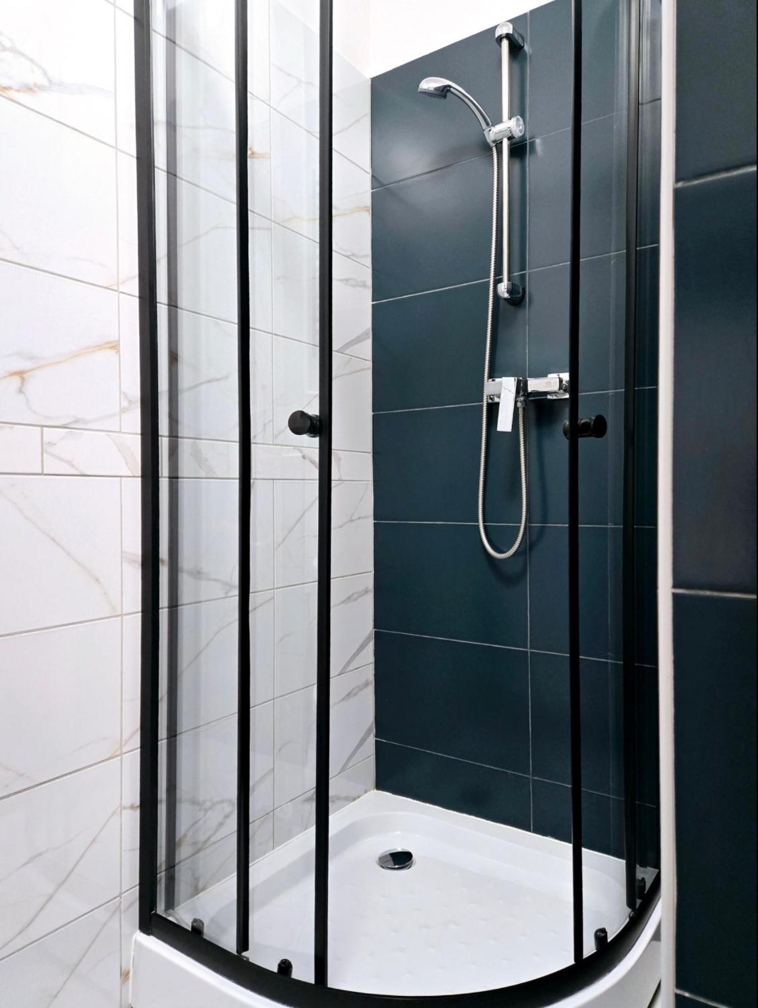 Pod Czapla Hostel Warsaw Ngoại thất bức ảnh