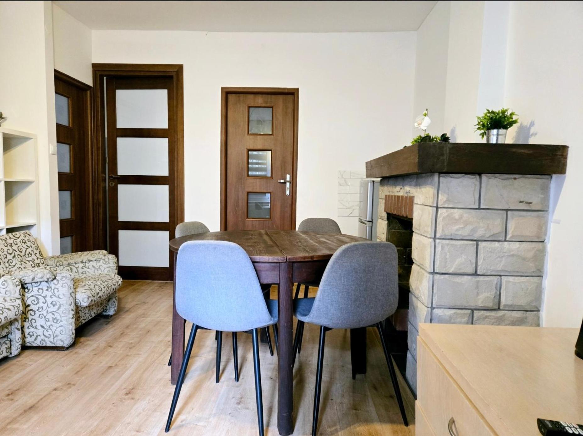 Pod Czapla Hostel Warsaw Ngoại thất bức ảnh